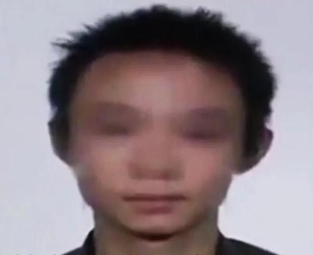 男子入室锤杀两名19岁女孩，湖南一男子为给自己举办生日宴会