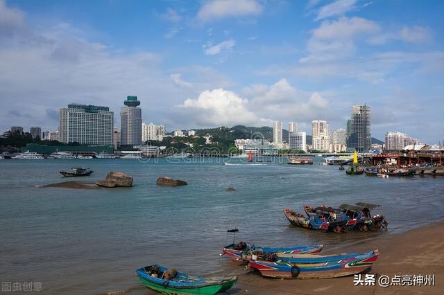 夏天适合到哪里去旅游，夏天去哪里旅游好（5个适宜暑期慢游的大城市）