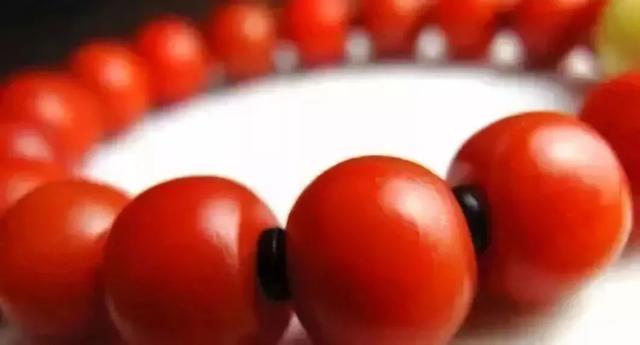 荔枝冻是什么料，荔枝冻是什么料好不（南红和战国红有几毛钱关系）