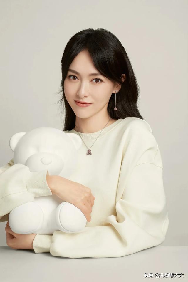 唐嫣当初跟霍建华恋爱过吗，“双面甜心”唐嫣的上位史