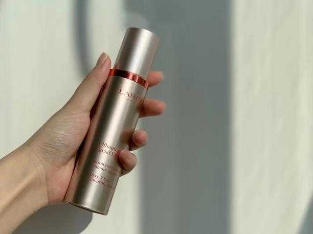 修丽可紫米精华，修丽可紫米精华的功效和作用（有钱一定要用的大牌抗老精华）