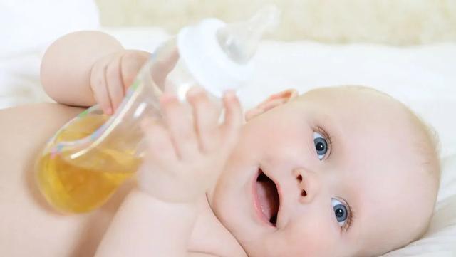 完达山奶粉在国产奶粉里排名第几，国产奶粉排行榜10强（盘点那些靠实力出圈的国产奶粉品牌）