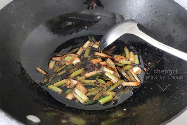 干玉米面条不泡直接煮多久，玉米面条的做法（低脂低热量好吃不胖）