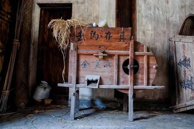 搬新家不能带三件东西，搬新家不能带哪三件东西（老话说：“搬家三不扔）