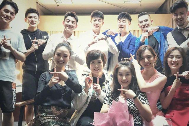 程晓玥和郑恺分手后再见面，如今回看郑恺和程晓玥的恋情