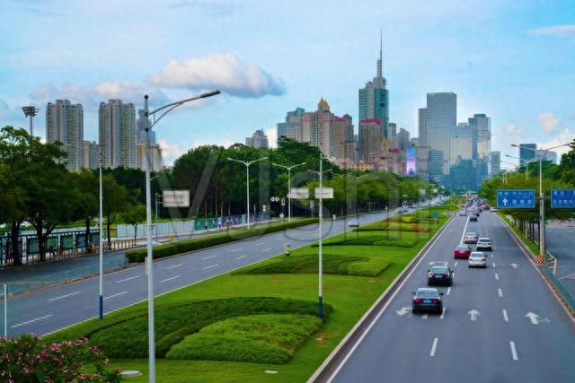 广东省深圳市，深南大道，带大家第一视角看看