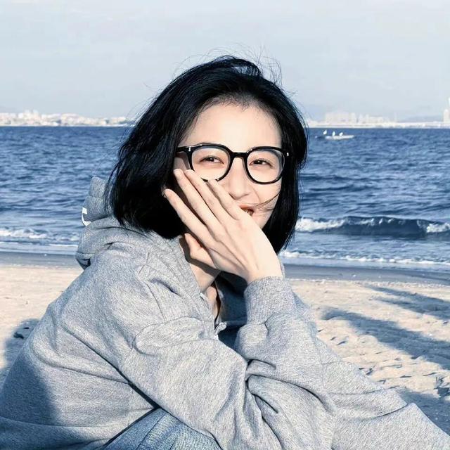 ins意境氛围感女生头像微信，ins意境氛围感女生头像（友友们中秋节快乐呀）
