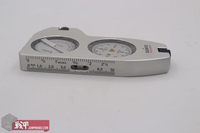 指北针和指南针的区别，指北针的使用方法图解（藏在《终极名单》里的三角函数神器——Suunto）