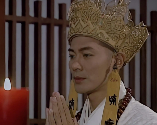 江华和邓萃雯当年事件，江华和邓萃雯当年事件发布会（曾让万梓良在马路上下跪）