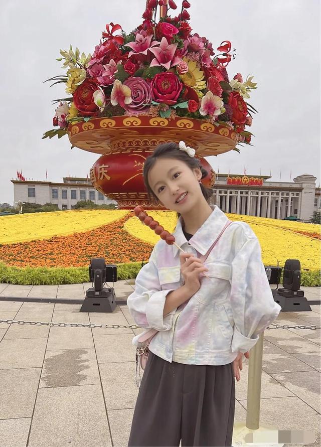 童星长大后对比照，五位童星今昔对比（童星长大判若两人）