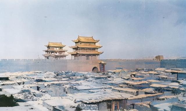 天下第一雄关是什么关，天下第一雄关是那个关（外国人镜头下威震西域、巍峨壮丽的天下雄关）