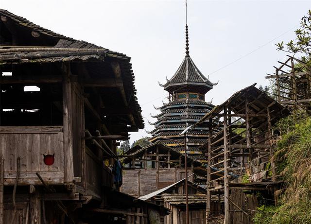 贵州旅游十大景点，贵州旅游十大景点排名千户苗寨（贵州十大冷门景点）