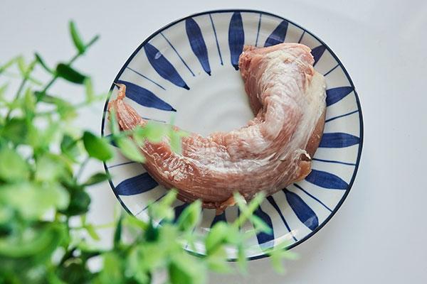 如何辨别注胶肉，这些肉为啥不能吃