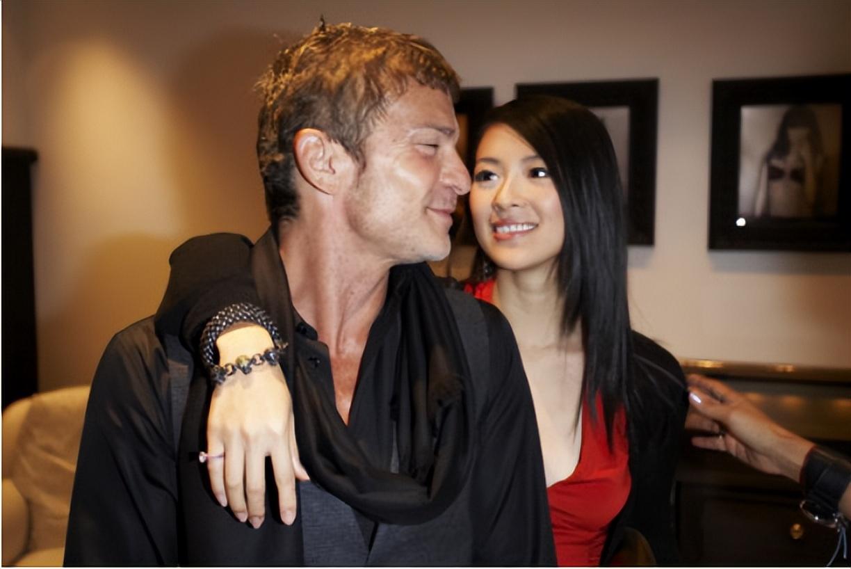 章子怡身价多少亿，章子怡身价有多厚（偏偏嫁给三婚的汪峰）