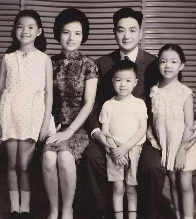 琼瑶的婚姻史，“爱情教母”琼瑶到了暮年