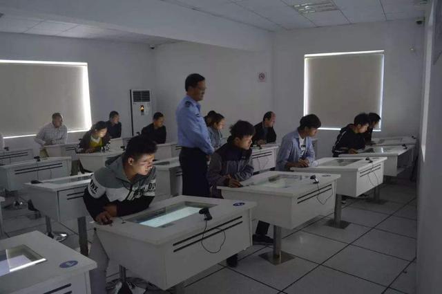 多久可以考科目一，科目一考完多久可以考科目二（科目1最快几天可以考试）