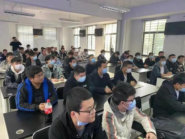 武汉光谷职业技术学院，武汉高职专科学校一览表（武汉光谷职业学院互联网+学院）