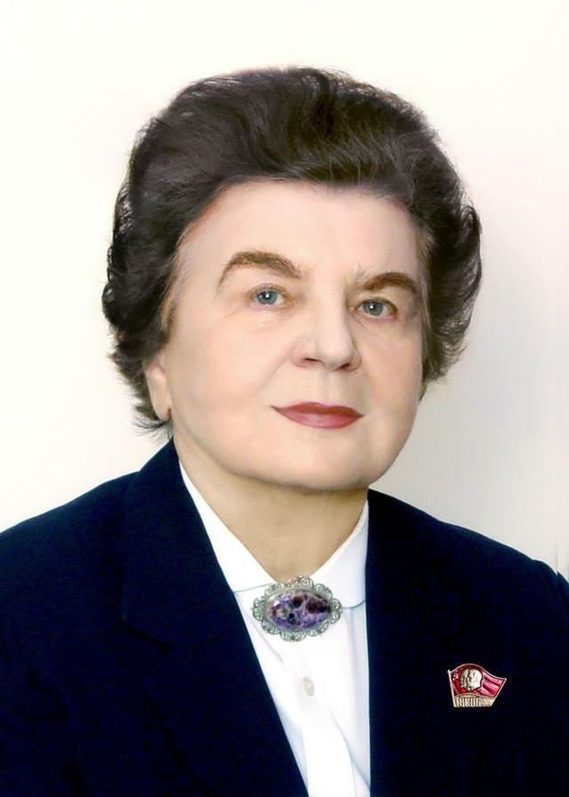 危险的嗜好，抨击戈尔巴乔夫的苏联女教师