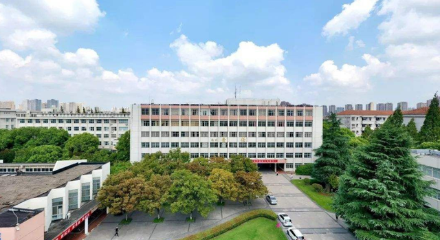 常州大学属于什么档次，常州大学什么档次（更名后外地人误以为是野鸡大学）