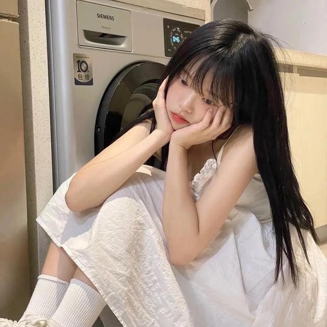 qq女生可爱网名大全，可爱单纯的QQ女生网名微信昵称（青春是一场永不停歇的相遇）