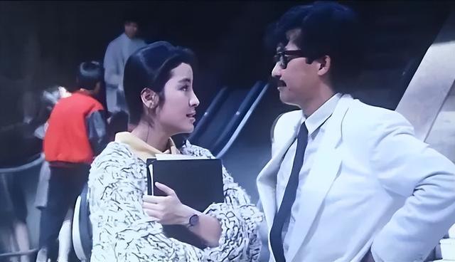 杨紫琼个人简历资料，61岁的杨紫琼，杀疯了