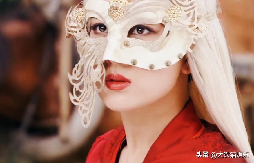 《白发魔女传》里的女主角,也在《塞外奇侠传》,《七剑下天山》中出现
