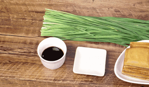 孕妇可以吃韭菜吗，孕妇可以吃韭菜饺子吗（身体会发生什么变化）