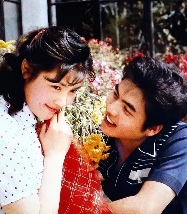 歌手姜黎黎简历，姜黎黎：嫁小3岁汪宝生