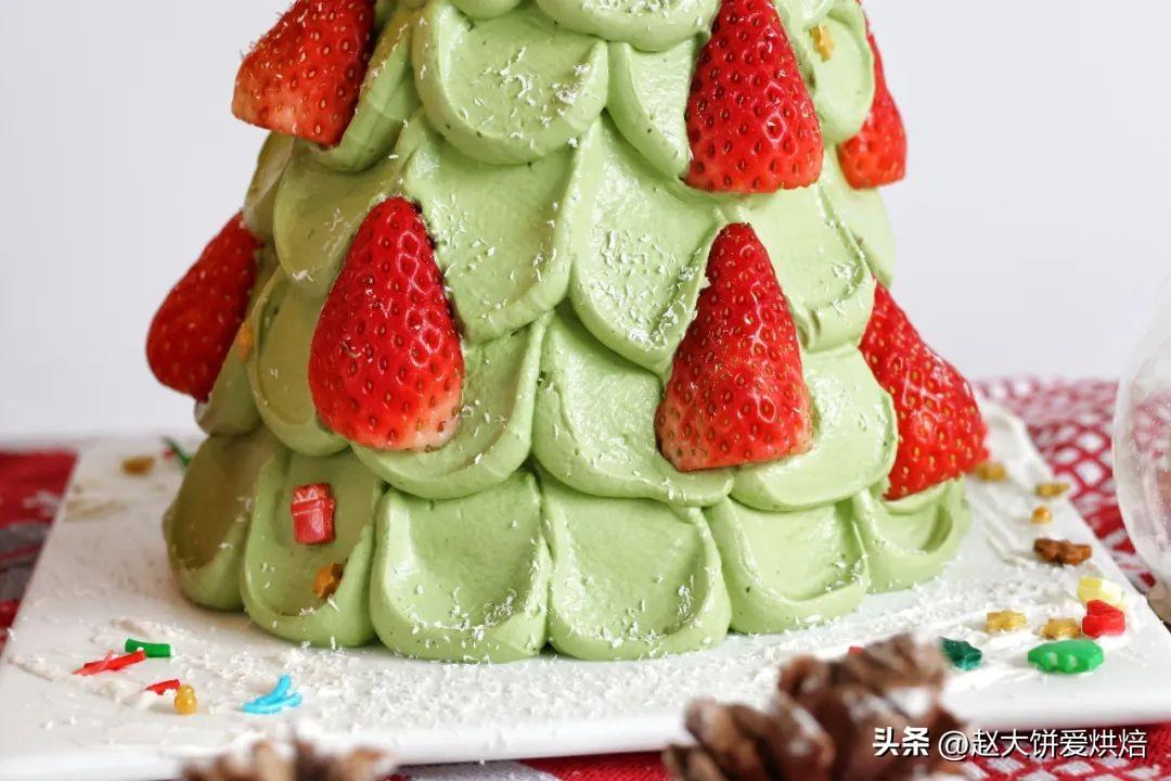 制作蛋糕需要哪些材料，制作蛋糕需要哪些材料思维导图（烘焙新手也能做一棵好看好吃的圣诞树蛋糕）