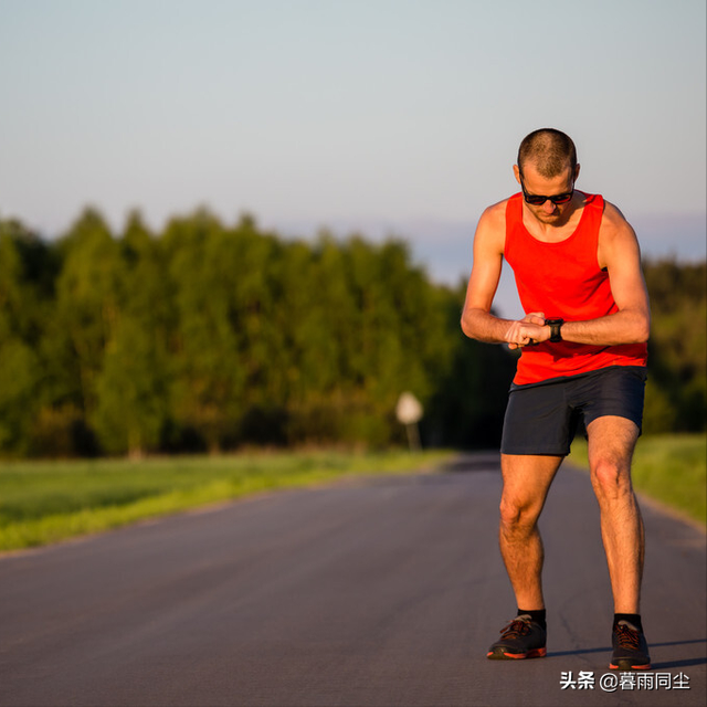 登山表有什么作用，登山表什么牌子好（户外手表的独特功能与选购要点）