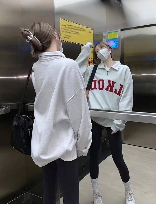 运动裤的10种搭配方法，运动裤怎么搭配衣服（搭配这几件上衣）