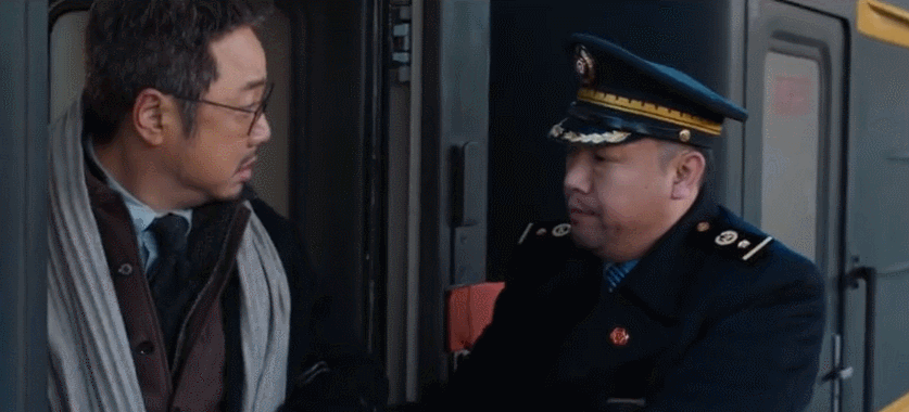 演员贾冰简介，《狂飙》演黑老大却爆火