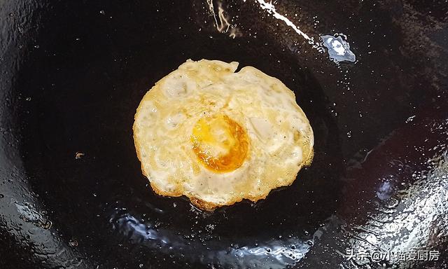 头水紫菜瘦肉汤煮面的做法，头水紫菜汤怎么做（做法简单快速）