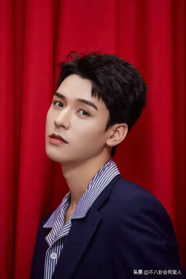 男星也改年龄！42岁男演员改小五岁，有人从80后变90后鲜肉