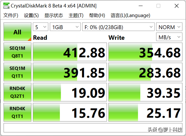 手机u盘怎么用，kingston手机u盘怎么用（披着SSD外衣的优盘）