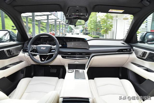 2022年新款凯迪拉克ct6，降价2万元/取消后轮转向
