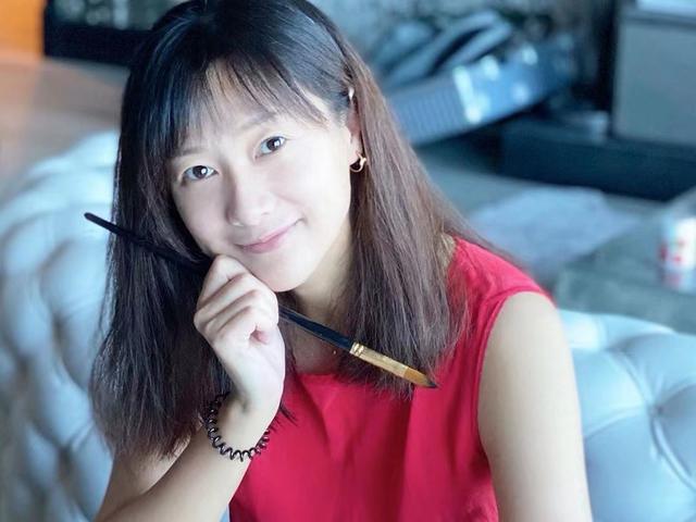 出道28年，才女徐静蕾隐退的背后，是“京圈神话”的破灭