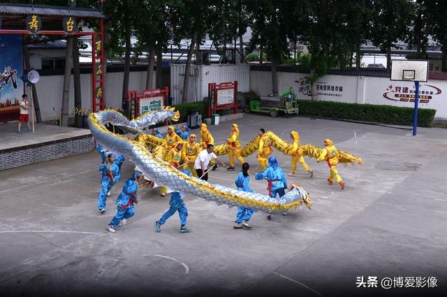 二龙戏珠，九街龙灯《二龙戏珠》（二龙戏珠是什么项目）