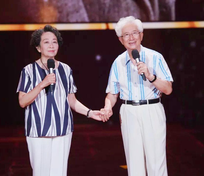 青年演员陈铎个人资料(央视著名主持人陈铎) - 散下步