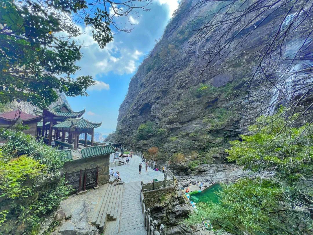 世界十大名山，世界十大名山排名榜（中国十大名山 你登过几个）