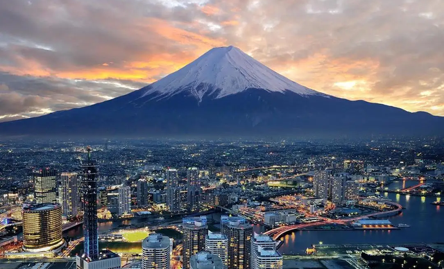 富士山喷发的后果，日本富士山全面喷发会怎么样（岩浆正在大规模“膨胀”）