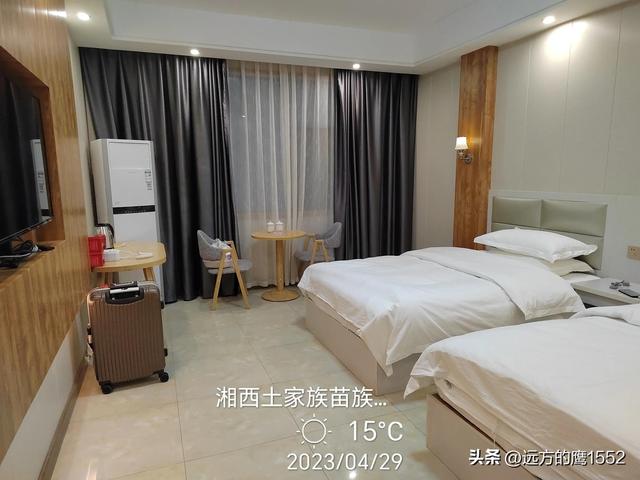 芙蓉镇门票多少钱，芙蓉古镇门票免费时间（自驾游湘西芙蓉镇）