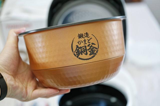 美的电饭煲预约时间怎么算，美的电饭煲预约时间怎么计算（单价近三千的电饭煲果然暗藏玄机）