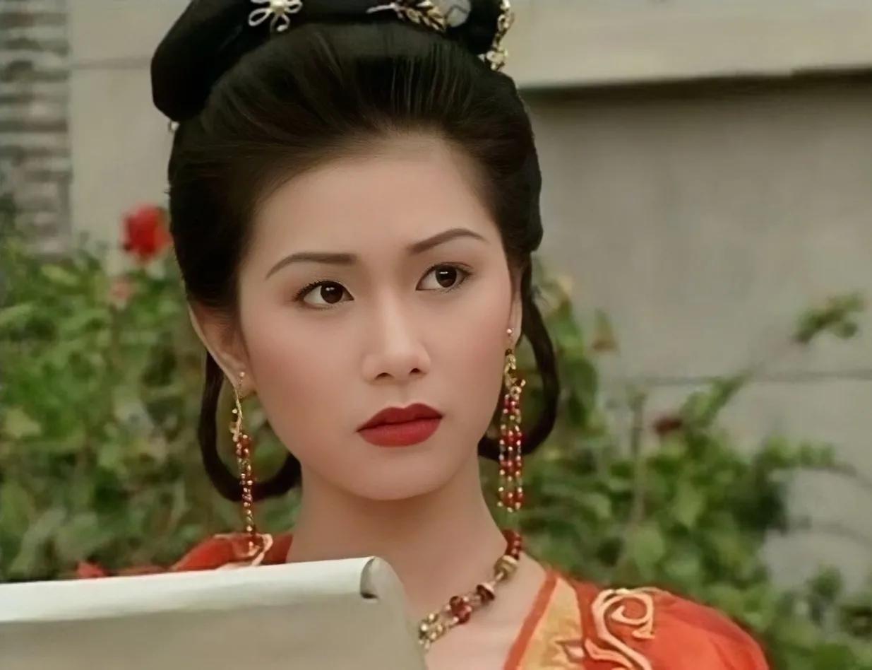 张文慈:痴情的万妖女王,为了义子重新复出拍戏,令人感动