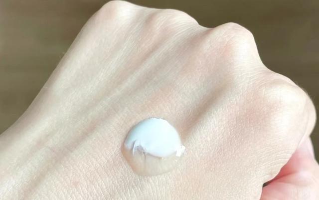 它的功效与作用，儿茶酚胺类药物有哪些（4款贵妇品牌中的“宝藏”精华）