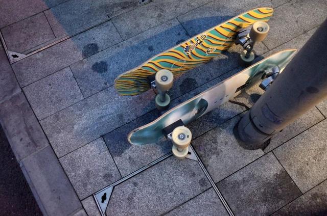 一句话霸气欢迎词，一句话欢迎词口号（三色路啊，就是不夜城）