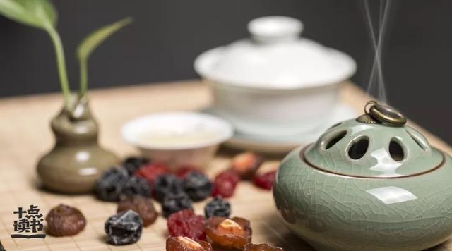 无为有处有还无，假做真时真亦假无为有处有还无什么意思（半生已过，学会沉默）