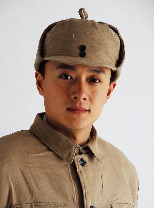 西游记后传灵儿，西游记后传中的灵儿喜欢谁（吴建：饰演“灵儿”一炮而红）