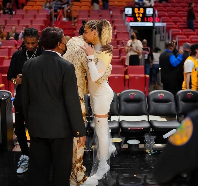 祝女朋友生日快乐，祝女朋友生日快乐祝福语（贝弗利祝女友生日快乐还撒狗粮）