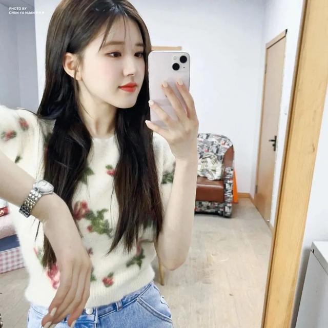 头像+壁纸微信，头像+壁纸（朋友圈背景图+微信头像合集）